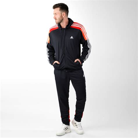 adidas Trainingsanzüge für Herren online kaufen .